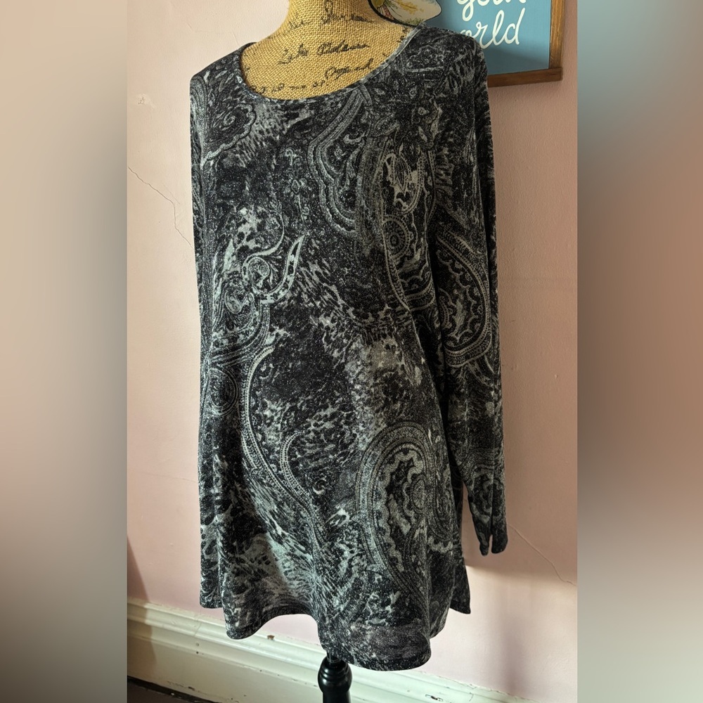 Susan Graver Black and Gray Paisley Top